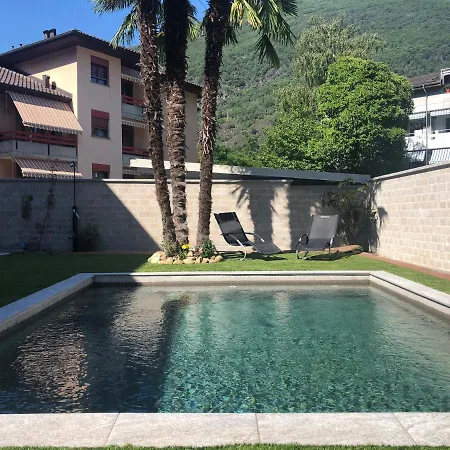 Appartement Miranda, Modern Duplex, Garden, Swimming Pool, Parking