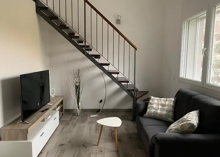 Lejlighed Miranda, Modern Duplex, Garden, Swimming Pool, Parking